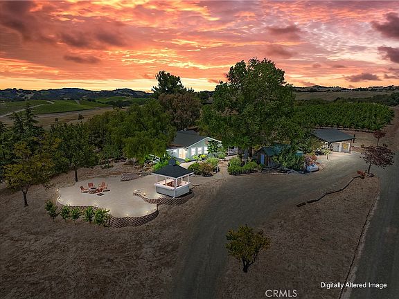 4th image of 1618 Kiler Canyon Rd