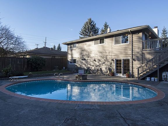 5th image of 1149 N 165th St