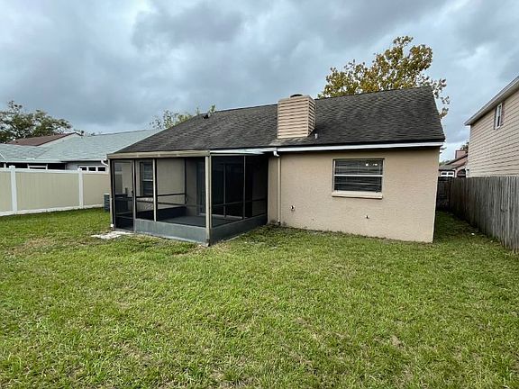5th image of 582 Whittingham Pl