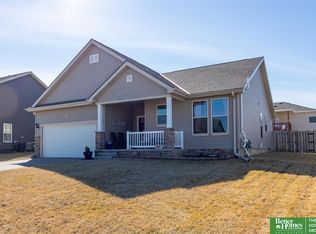 2205 Alexandra Rd, Papillion, NE 68133