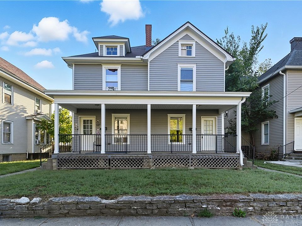 1st image of 211 Young St