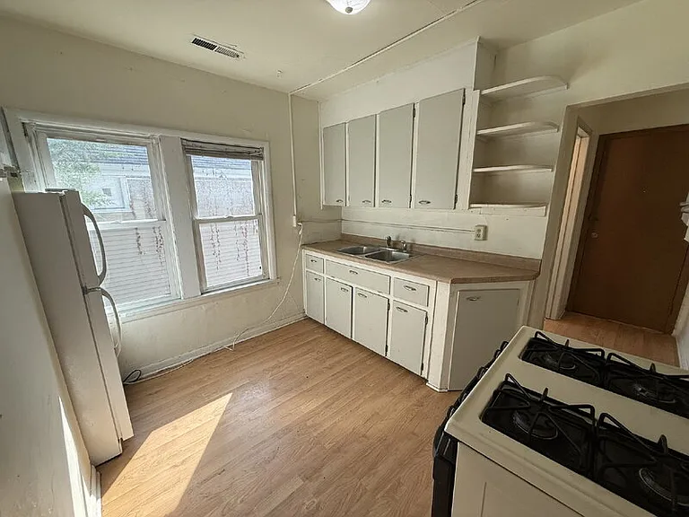2507 E Johnson St #3 — Photo 11