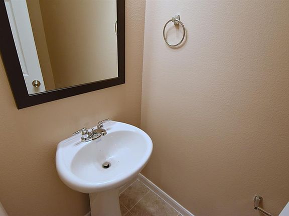 4th image of 17119 Wilthorne Gardens Ct
