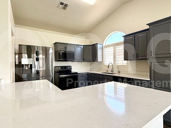 4th image of 1581 W Butler Dr
