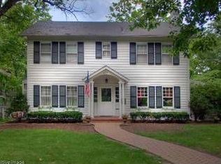 657 Forest Ave, Glen Ellyn, IL