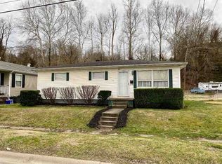 2024 Sycamore St, Kenova, WV 25530