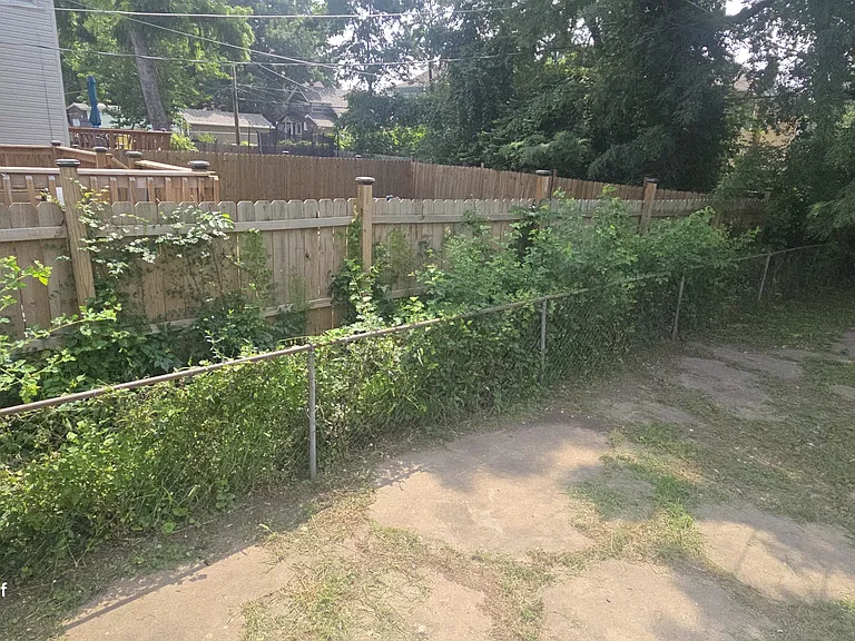 4014 Bellefontaine Ave — Photo 17