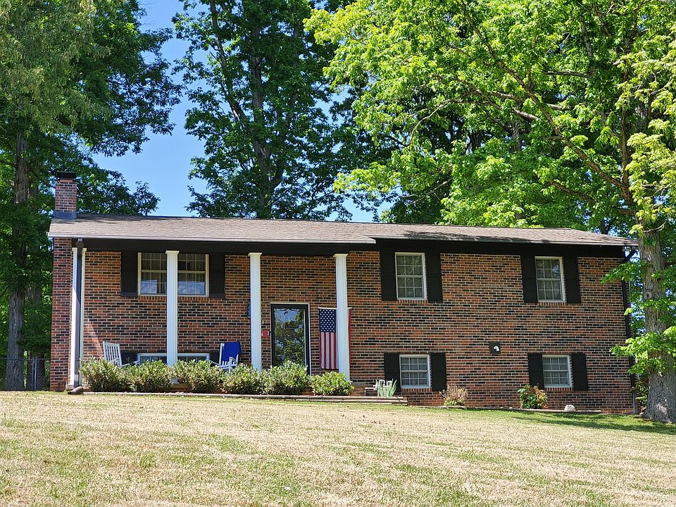 1st image of 414 Burns Ln