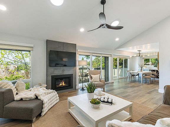 3rd image of 22 Elan Way
