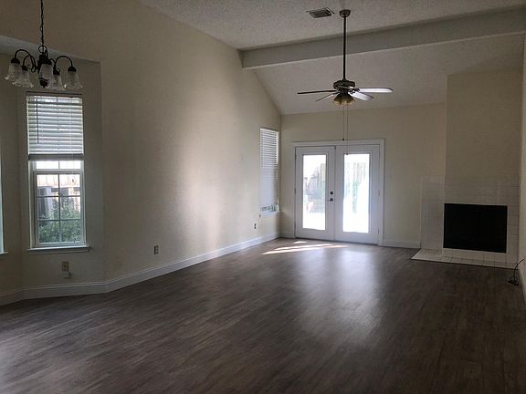 2nd image of 8019 Log Hollow Dr