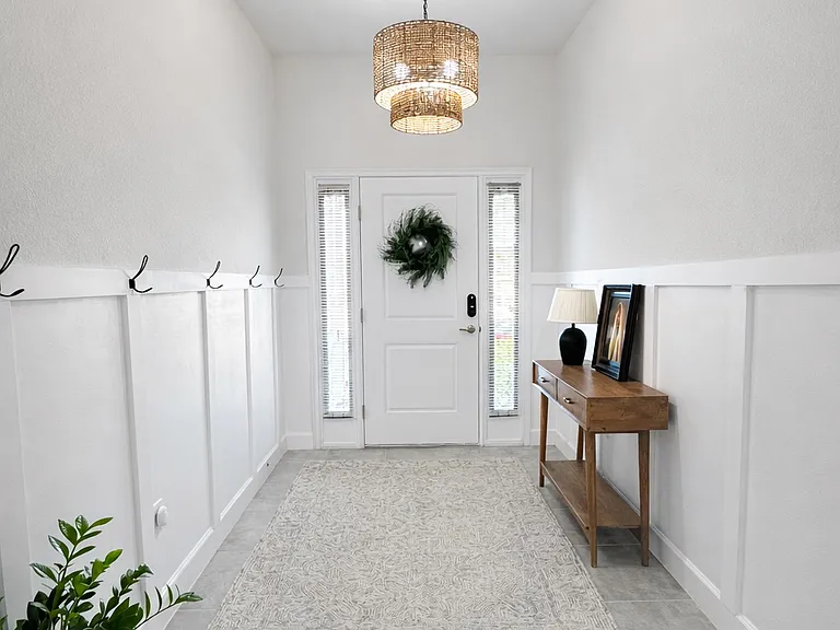 1637 Denali St — Photo 2