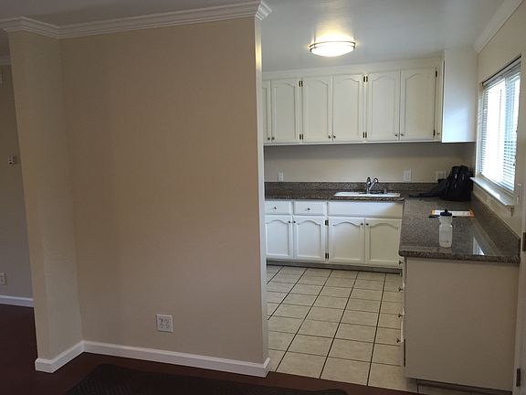 5th image of 620 Morse Ave