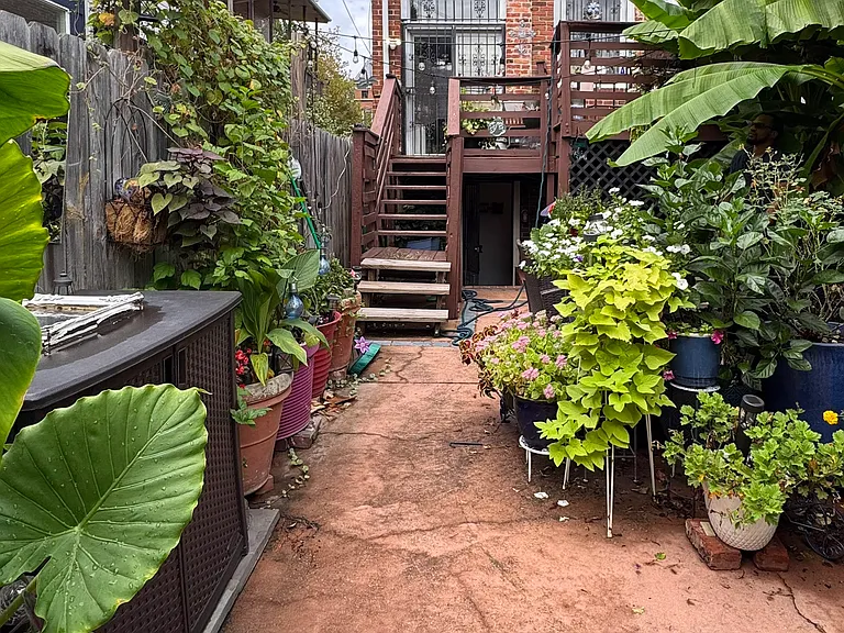 82 S St NW #A — Photo 19