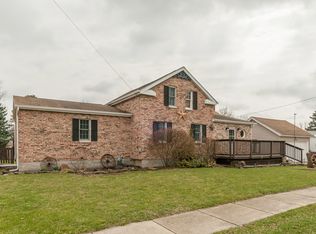 320 Davis St, Sandwich, IL 60548