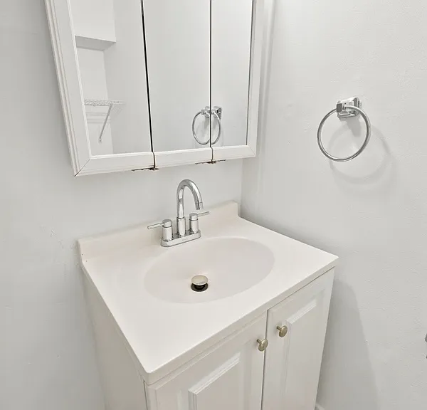 9 Arlington Pl #2 — Photo 6