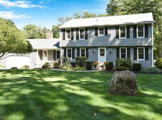 52 New Rd, Exeter, RI 02822
