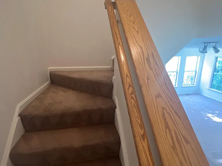 107 Rock Creek Ct — Photo 15