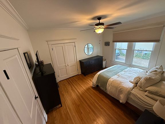 5th image of 645 Landis St