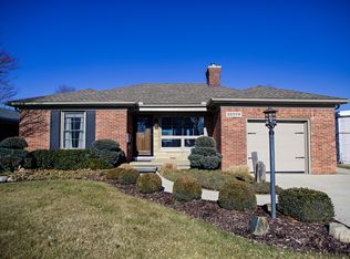 22579 Ardmore Dr, Saint Clair Shores, MI 48081