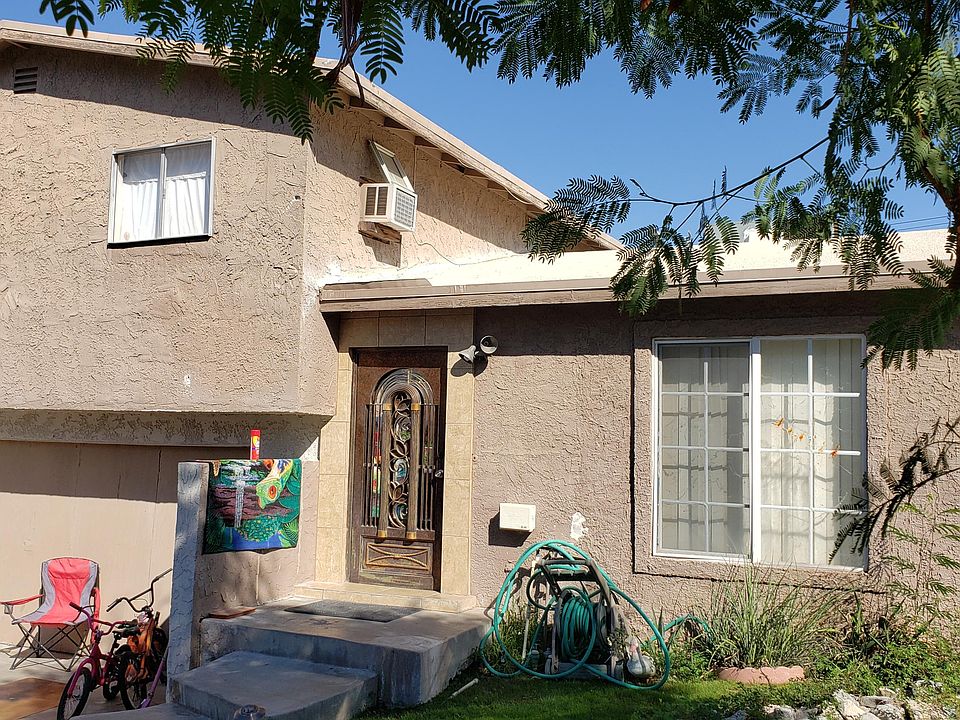 1st image of 53200 Avenida Velasco