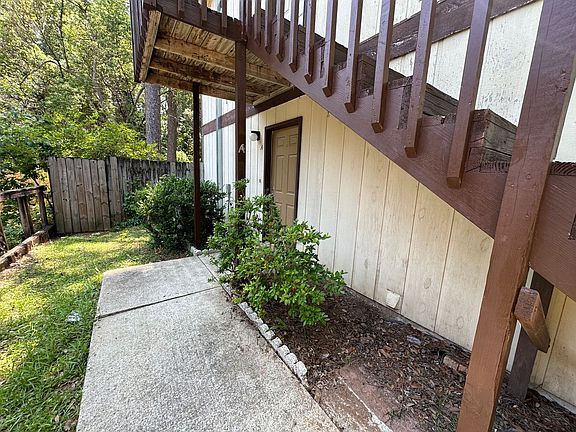 3rd image of 2089 Sandcastle Dr APT A