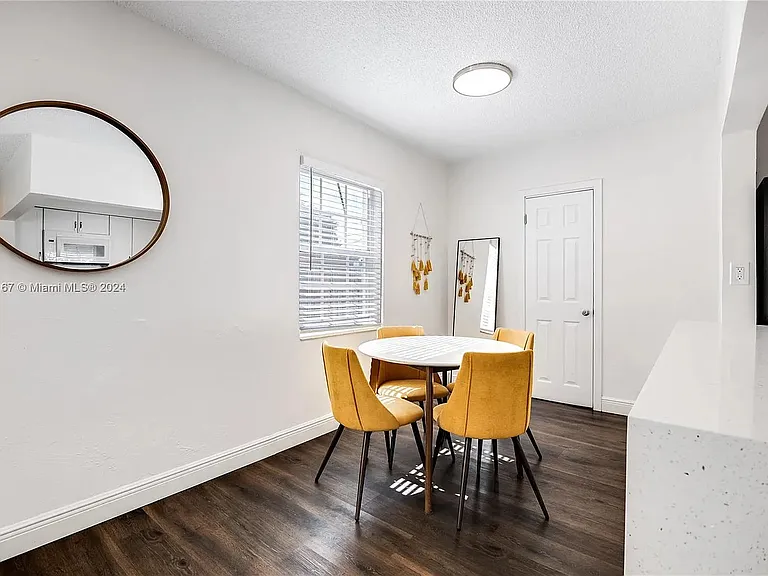 6375 SW 41st St — Photo 5