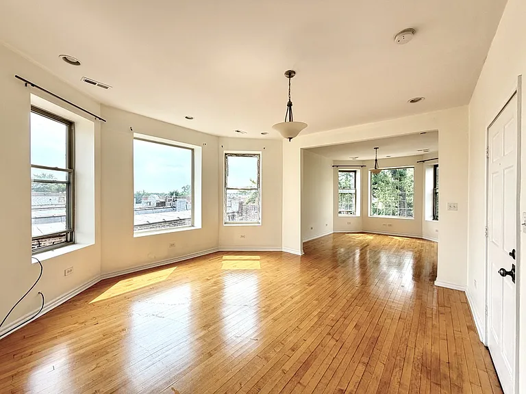 2537 N Kildare Ave #4 — Photo 8