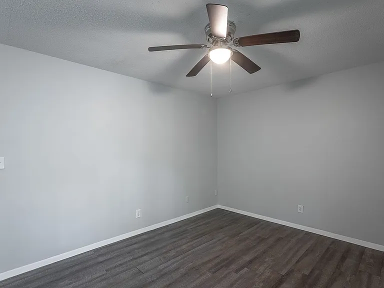 113 Goodson Ave — Photo 12