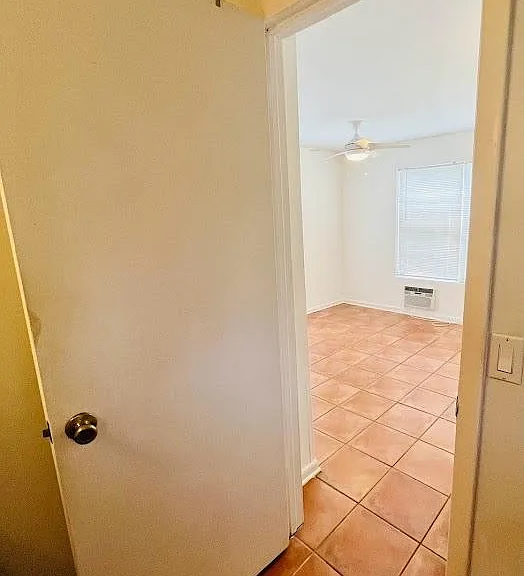 2573 Trapp Ave #B — Photo 12