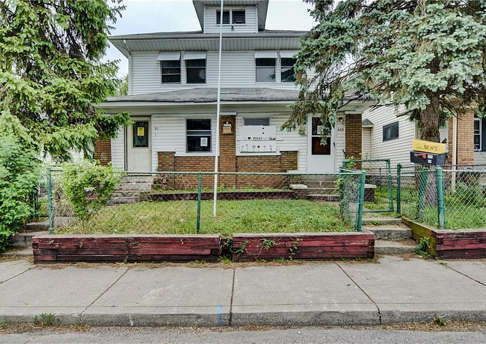 1st image of 609 N Oxford St