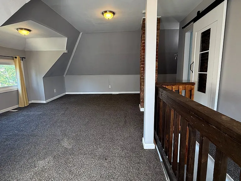 151 Calvert St — Photo 32