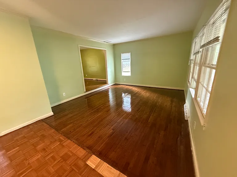 1006 McDowell Dr — Photo 16