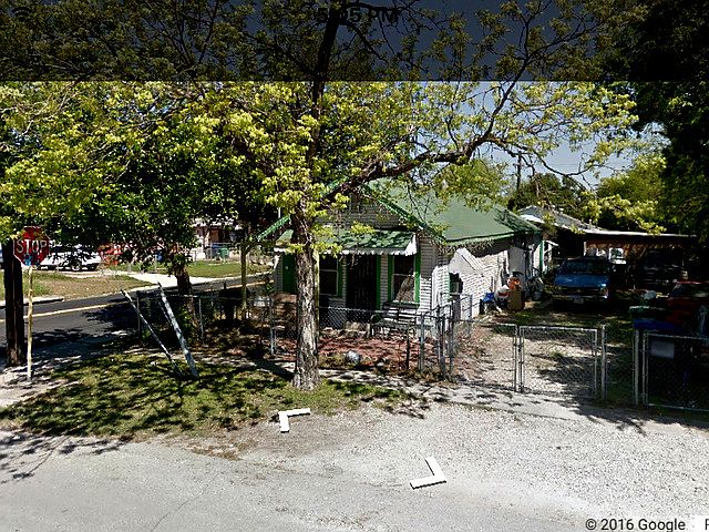 1st image of 3025 Colima St