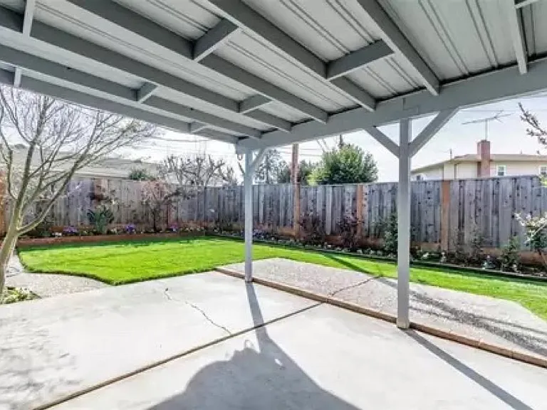 35949 Perkins St — Photo 7