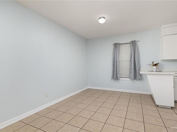 3rd image of 315 N 13th Ave #A