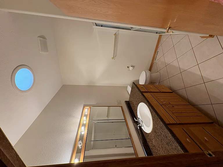 924 Elmridge Dr — Photo 9