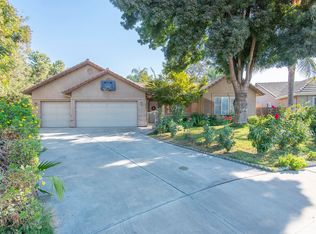 2028 E Dorothea Ct, Visalia, CA 93292