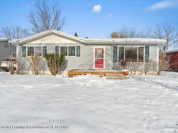 609 S Kingswood St, Durand, MI 48429