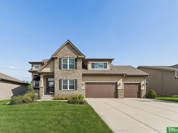 19912 Birch St, Gretna, NE 68028