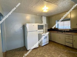 1413 Hazeldine Ave SE, Albuquerque, NM 87106