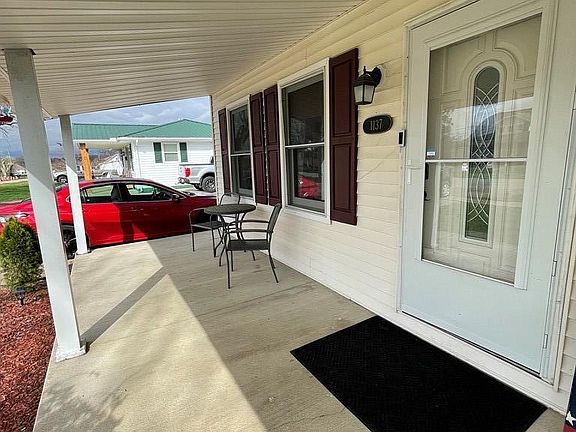 2nd image of 1137 Wildemire Ave
