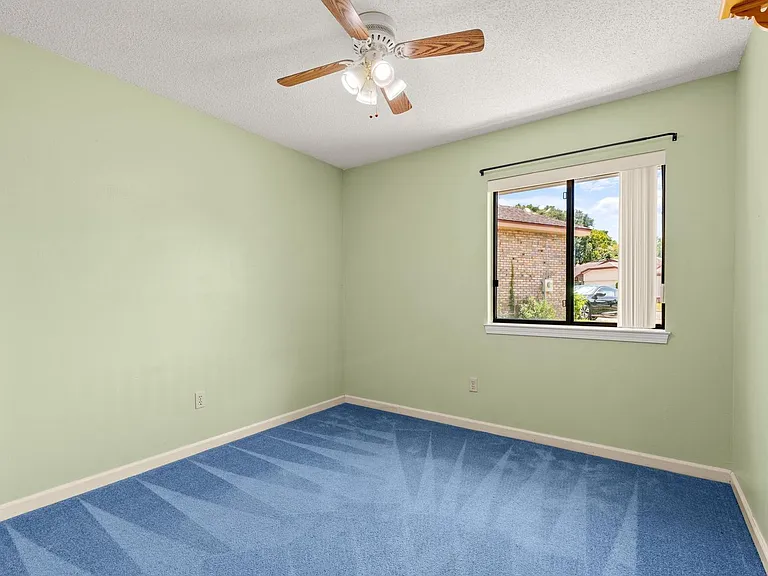 339 Evergreen Ave — Photo 20