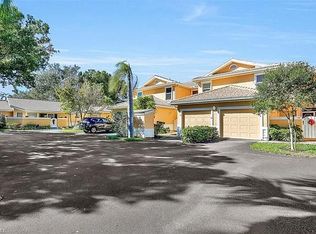 357 Emerald Bay Cir UNIT Q5, Naples, FL 34110