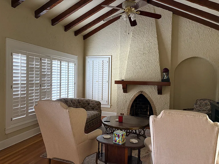 1313 Cincinnati Ave — Photo 2