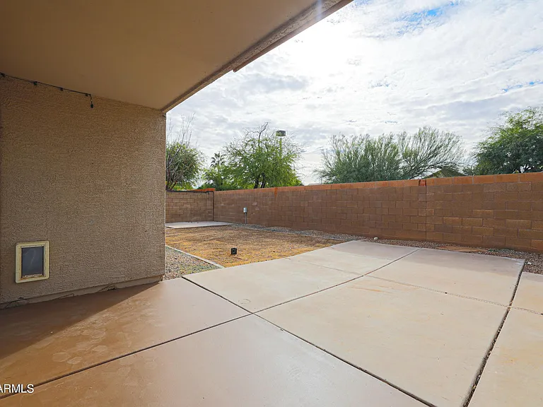 1693 E Milky Way — Photo 27