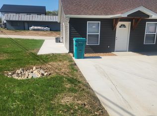 102 Aurora St #A, Cuba, MO 65453