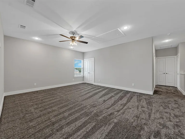 505 Ellis Place Dr — Photo 21