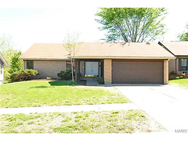 12464 Jerries Ln photo 1