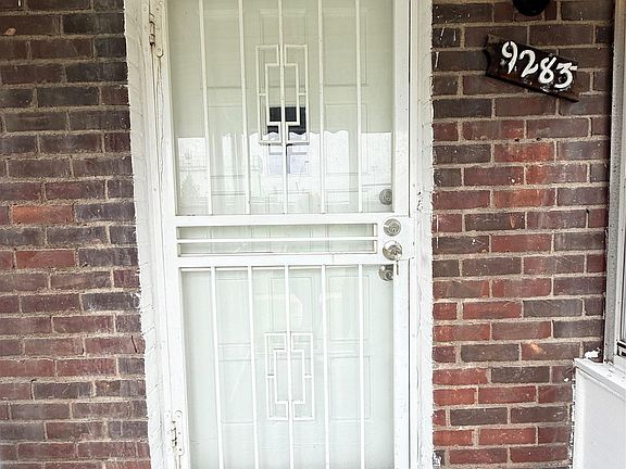 2nd image of 9283 Birwood St