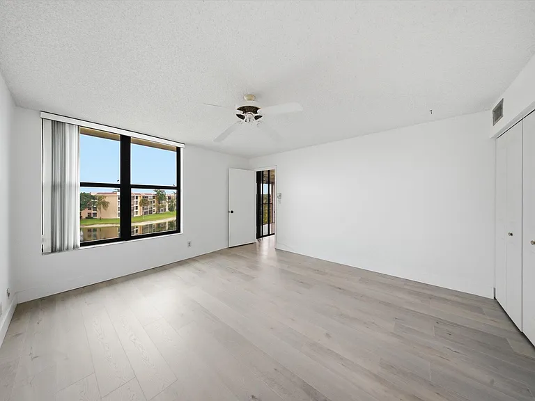 6539 Coral Lake Dr #403 — Photo 18